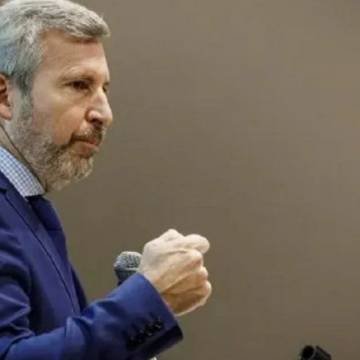 Frigerio denunció espionaje en su oficina