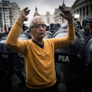 Jubilados: la canasta básica ya supera los $1.800.000