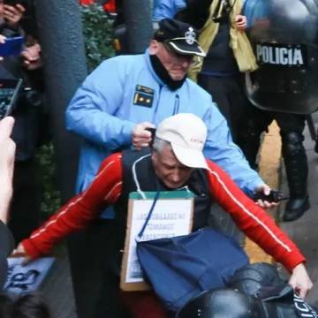 Por primera vez, la mínima más el bono no alcanza para salir de la pobreza 