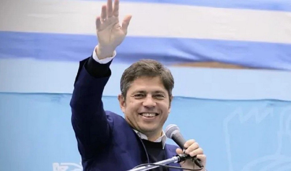 Kicillof, junto a candidatos de Frente Patria